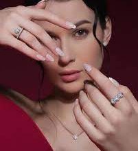 Bagaimana Proses Pengambilan Berlian dari Alam hingga Menjadi Kalung Berlian Asli yang Indah?