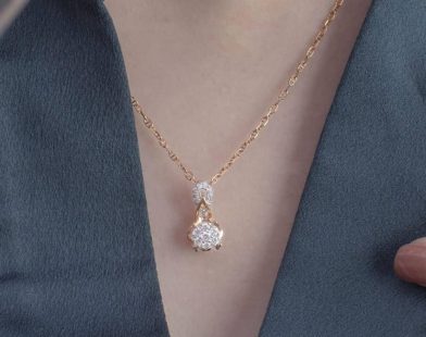 Apa Tips Merawat Kalung Berlian Simple dan Elegan Agar Tetap Berkilau?