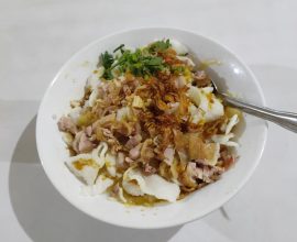 Judul: Bubur Ayam Jakarta 46: Nikmati Lezatnya Kuliner Tradisional