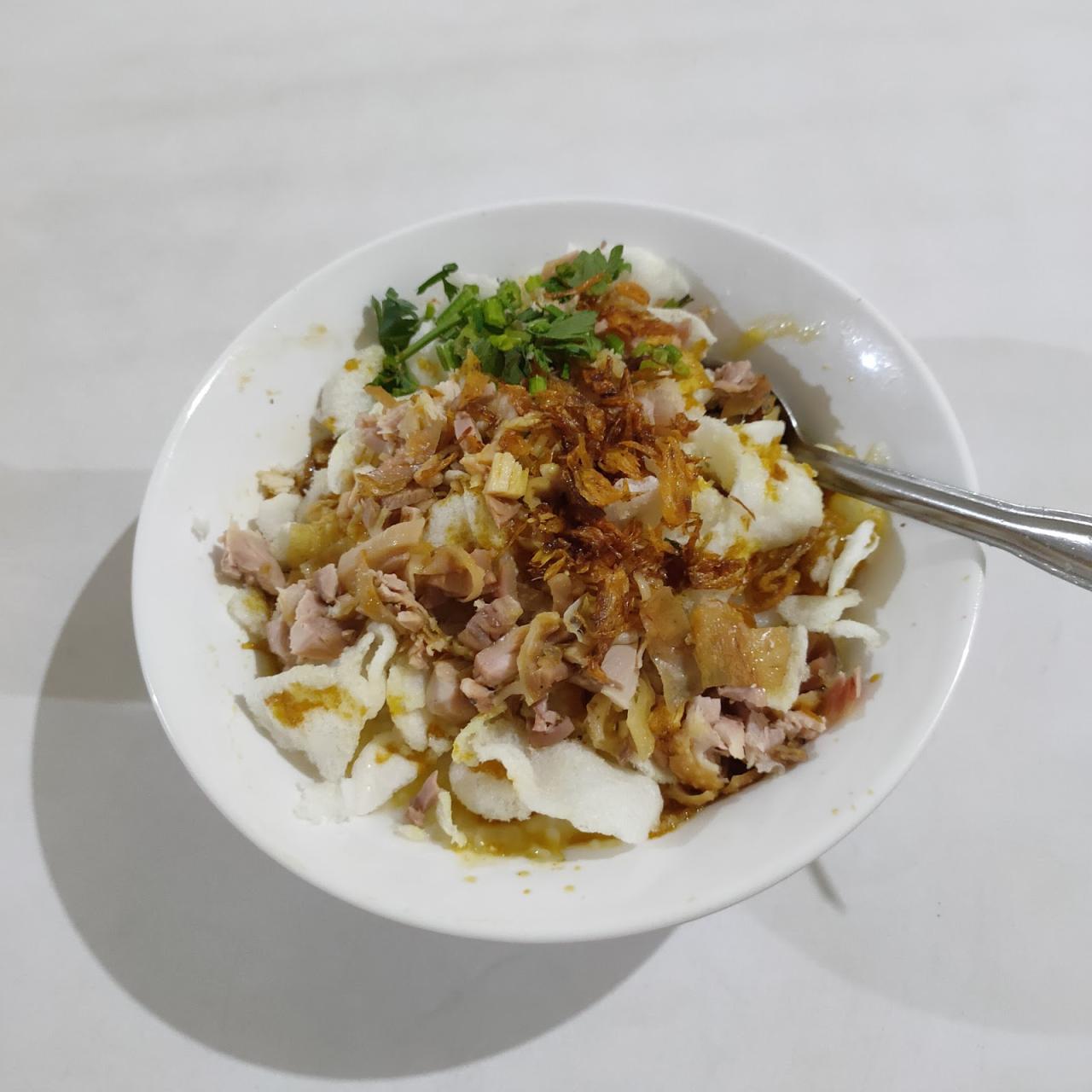 Judul: Bubur Ayam Jakarta 46: Nikmati Lezatnya Kuliner Tradisional