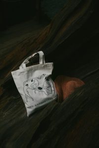 Bikin Tas Sesuai Keinginan? Pesan Langsung dari Pabrik Tas Surabaya!