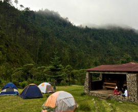 tempat camping di lembang murah